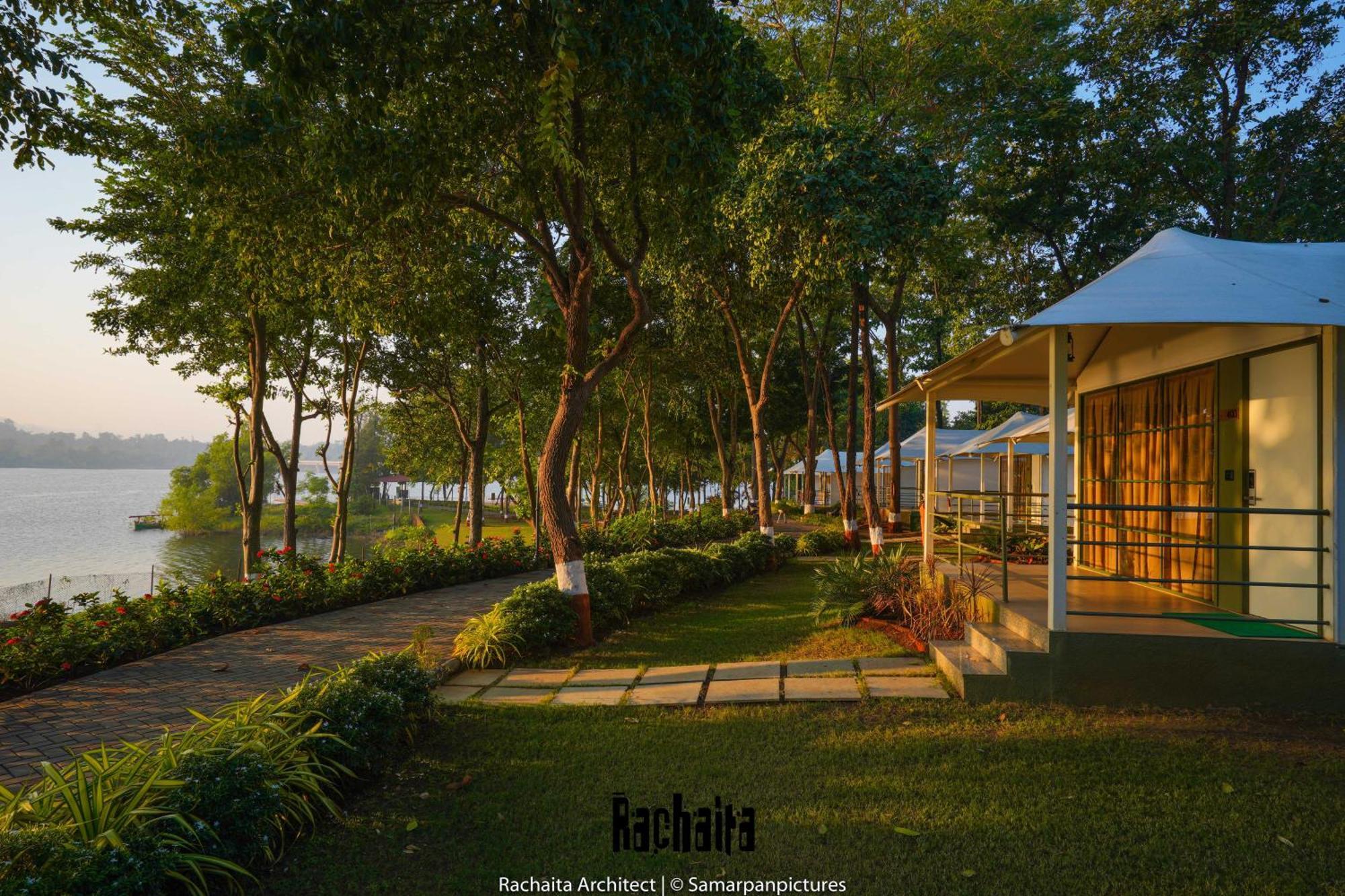 White Feather Resort Kauncha Силваса Екстериор снимка